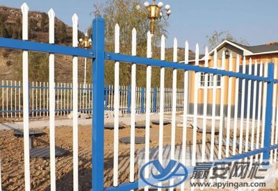 http://bencaozhonghua.com双横杠锌钢护栏
